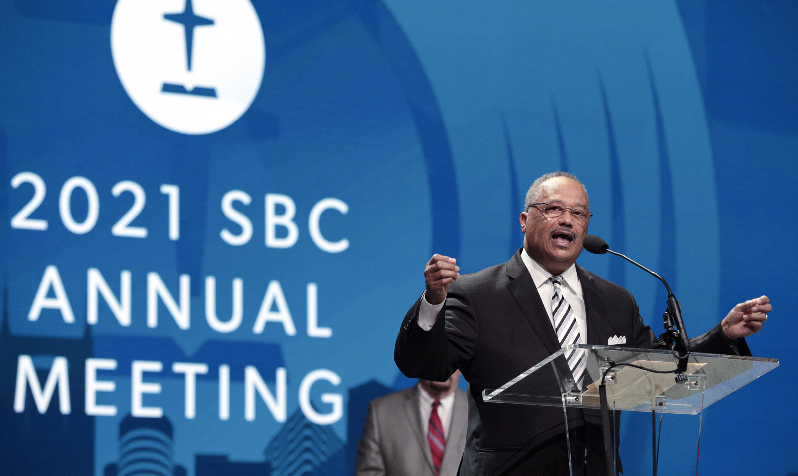 Litton elected SBC president in runoff Baptist Press