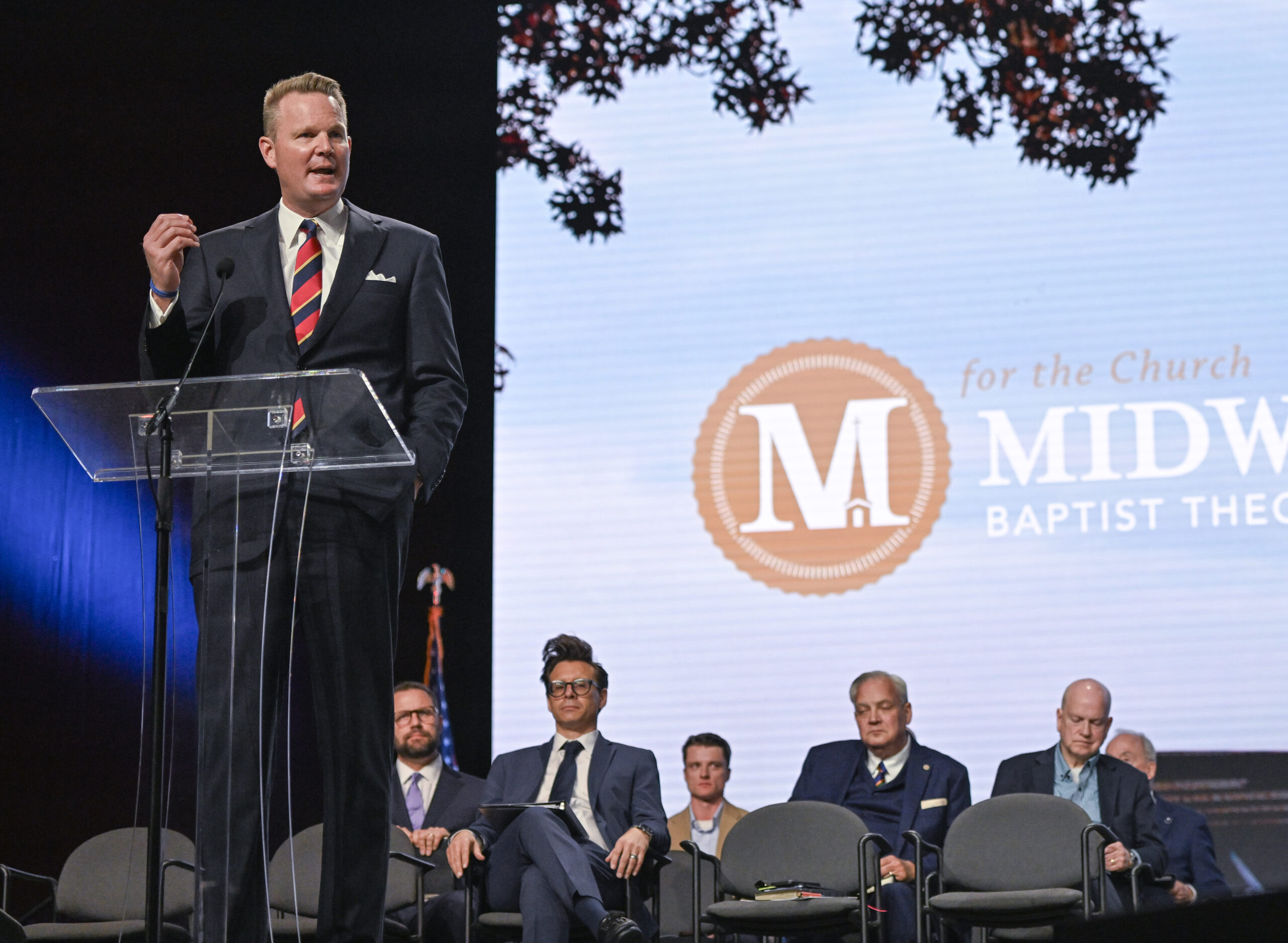 Messengers hear seminary updates