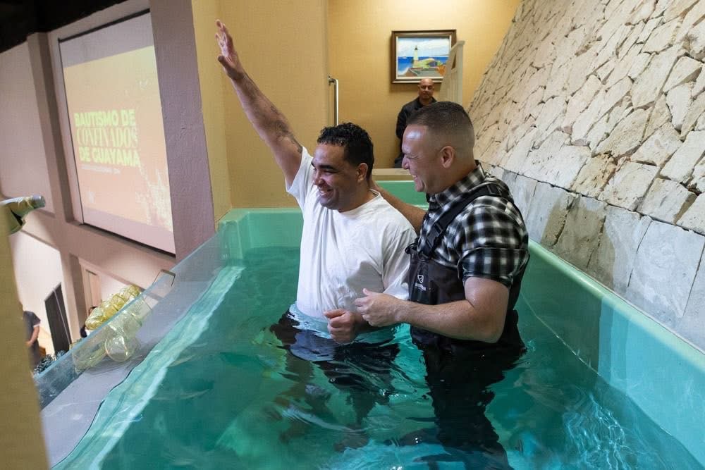 Récord de bautismos, seminario y nuevas iglesias entre los frutos de la convención de Puerto Rico