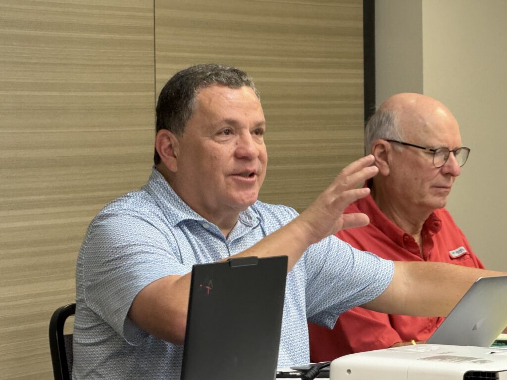 Medina y Roque animan a la Red Bautista Hispana a vivir su potencial