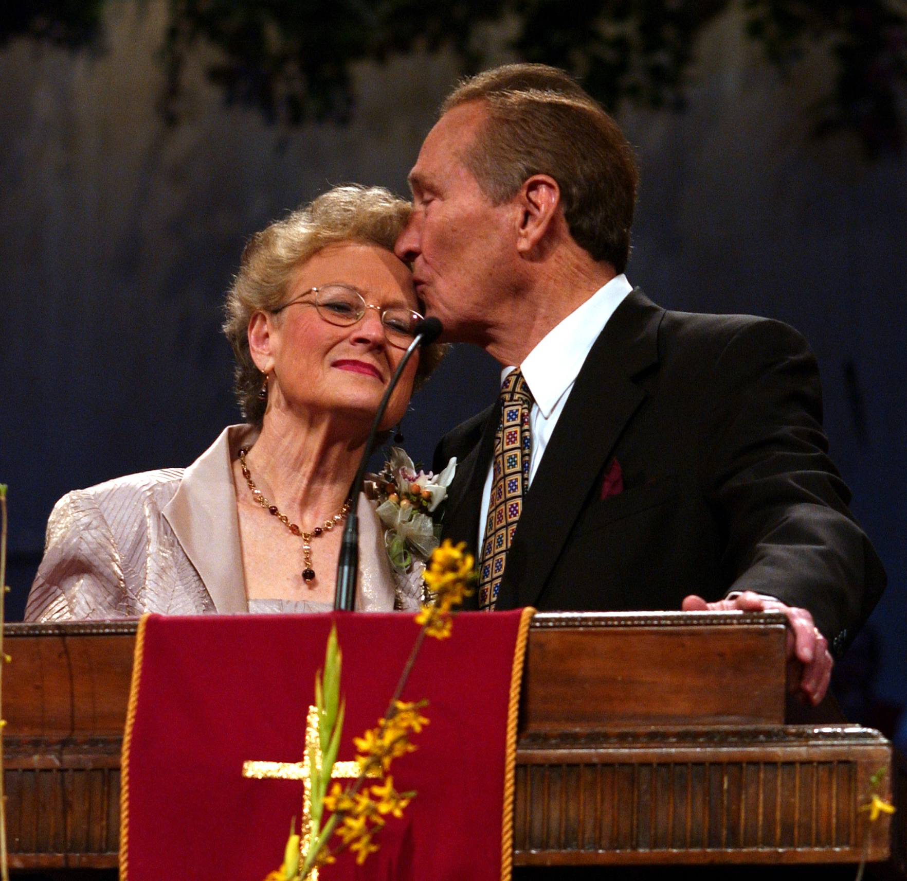 Adrian Rogers Widow To Sbc Keep The Word Of God Baptist Press 